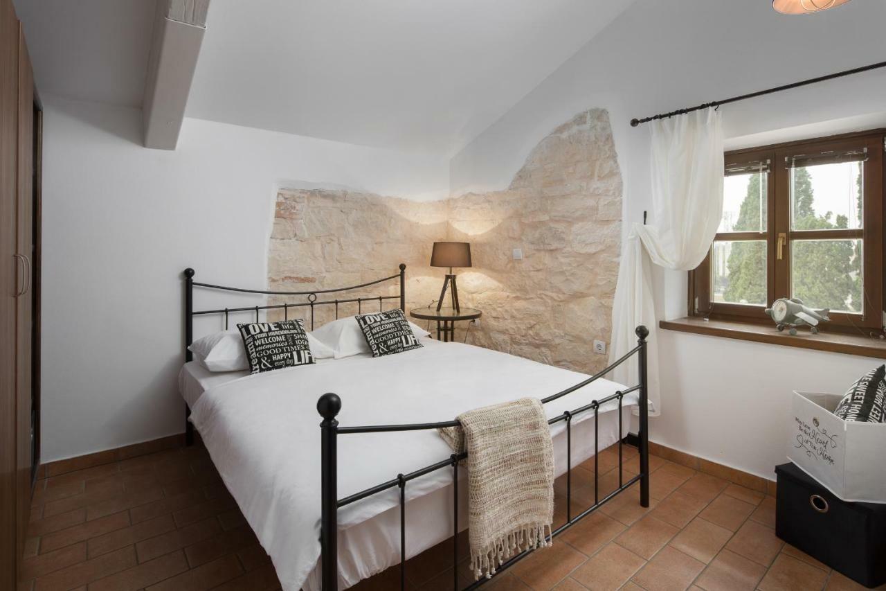 Apartments Bonaparte Porec Ngoại thất bức ảnh
